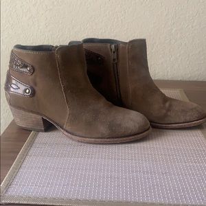 H by Hudson ankle boots